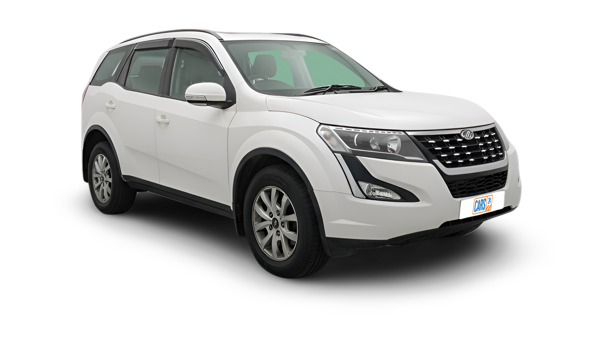 Mahindra XUV500-img